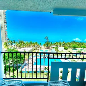  Apartment & Ocean Breeze